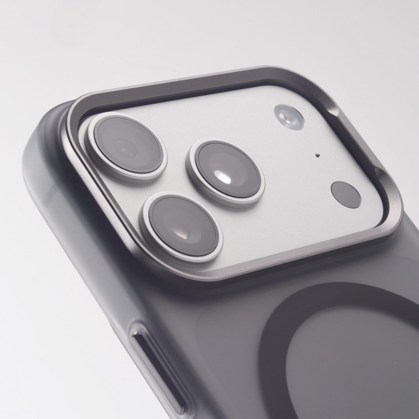 Frosted Magnetic Suction Suitable For 17promax iPhone Phone Case PC Skin Feeling Drop-resistant - EBuyGoods