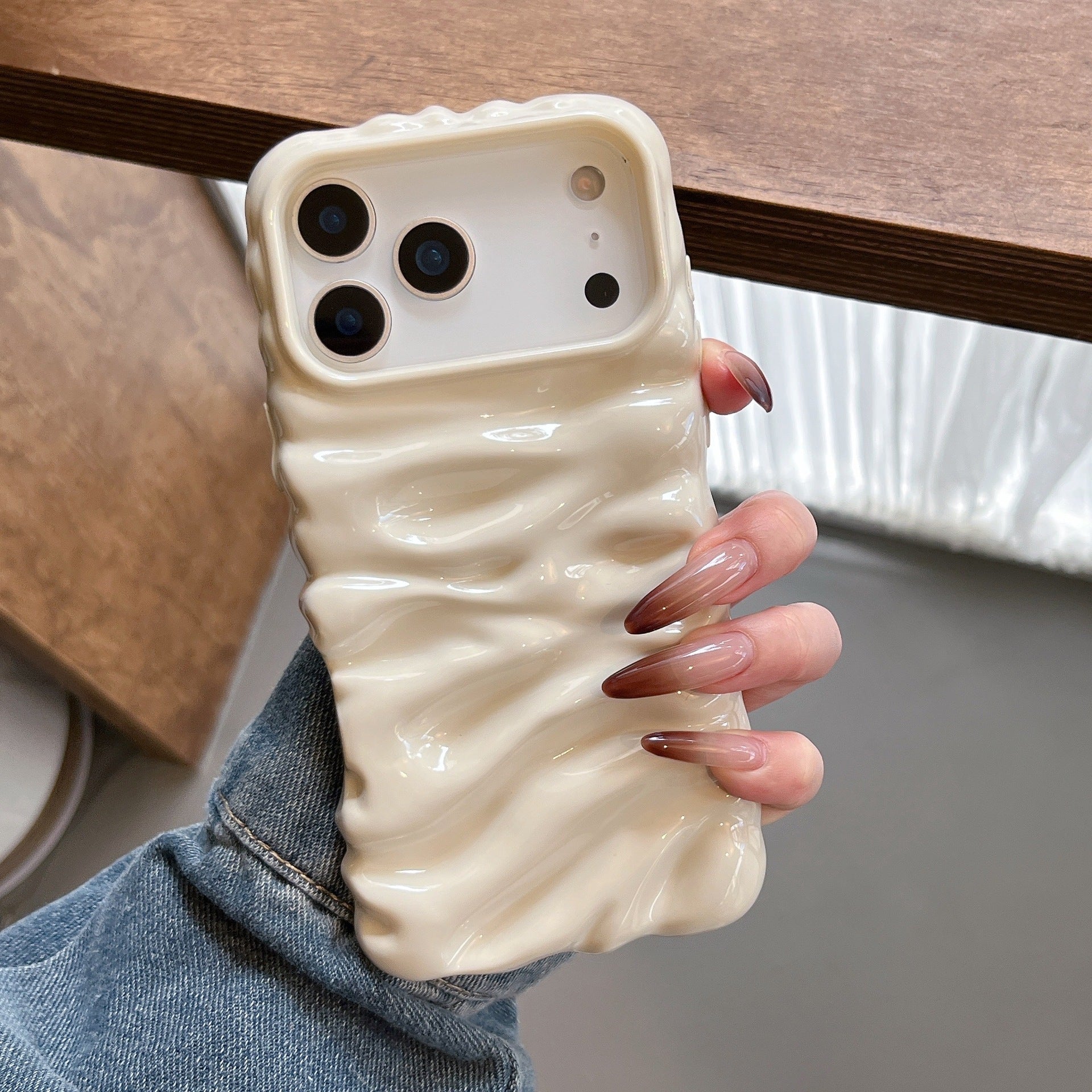 Three-dimensional Pleated Cream Pattern Suitable For iPhone - EBuyGoods